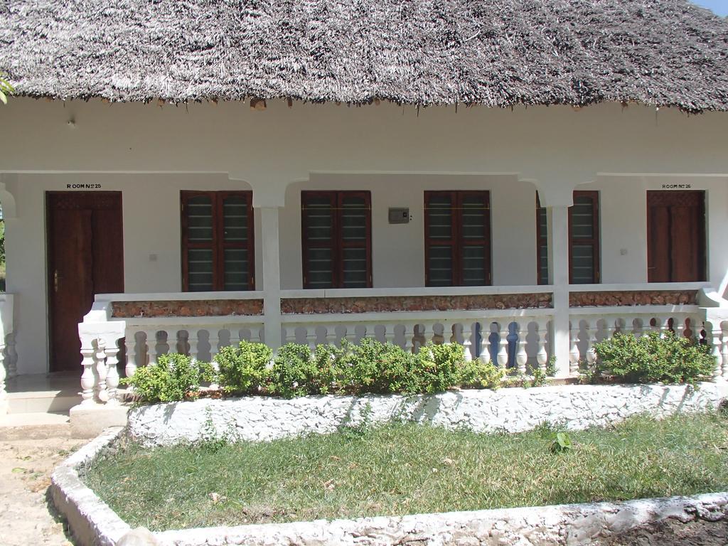 The Nungwi Inn Hotel Екстериор снимка